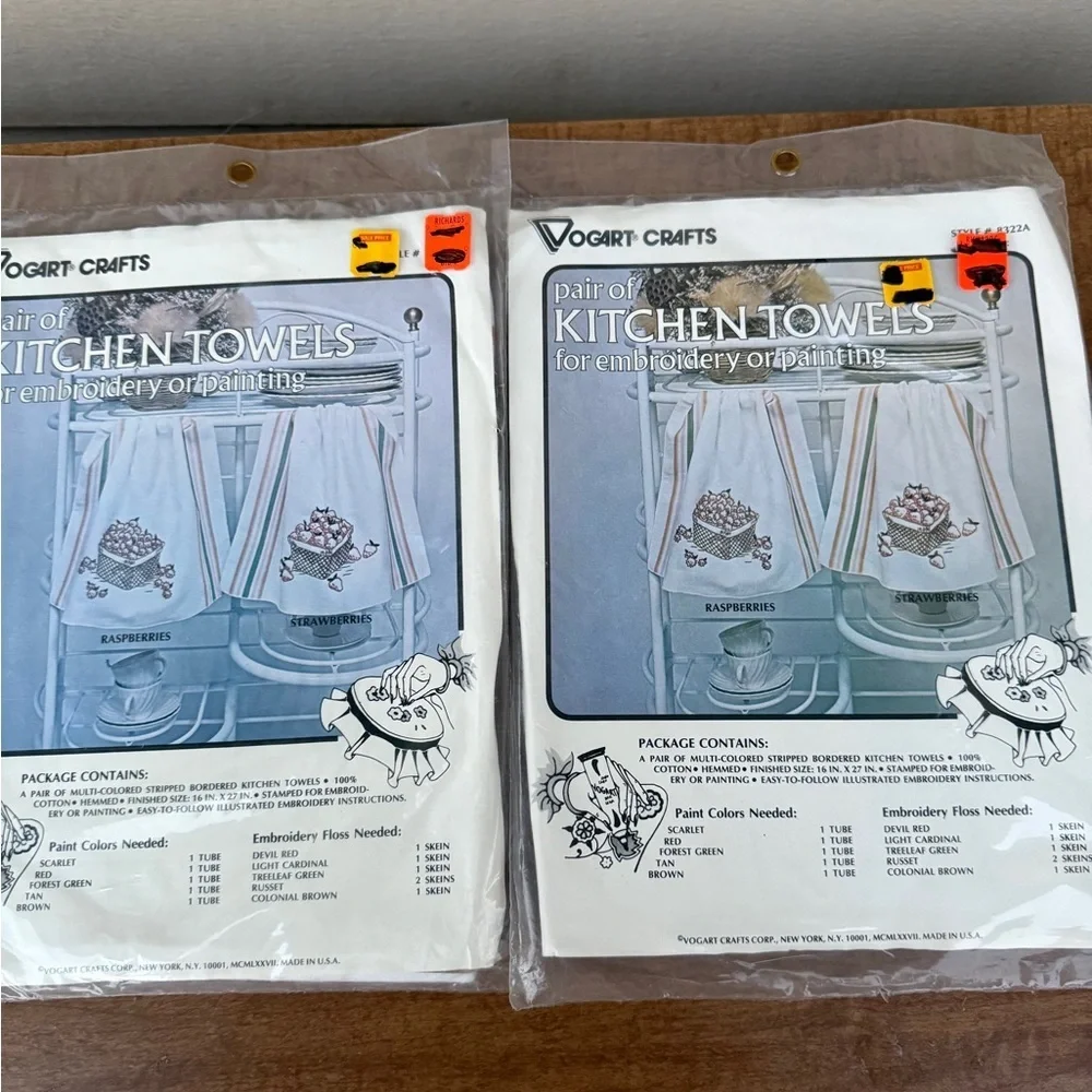 Vogarts Crafts Set of White Kitchen Towels Decorative Embroidery Kit New